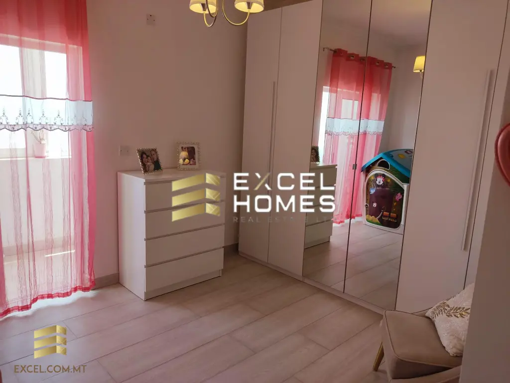 3 bedroom Penthouse in Santa Venera, Malta – 27363