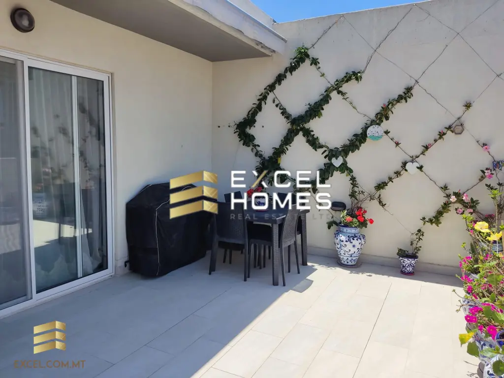 3 bedroom Penthouse in Santa Venera, Malta – 27363