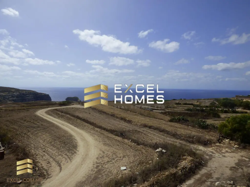 2 bedroom Penthouse in San Lawrenz, Malta – 27376