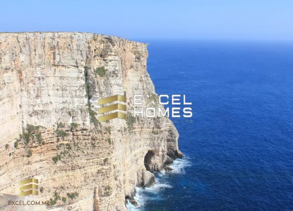 2 bedroom Penthouse in Sannat, Malta – 27677