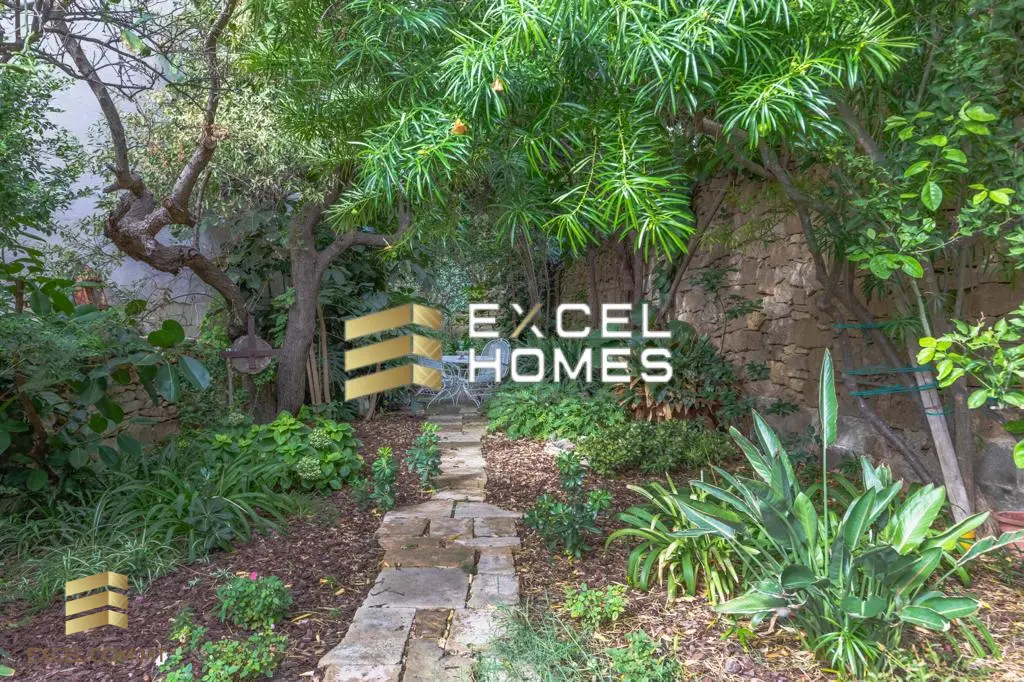 4 bedroom Townhouse in Sliema, Malta – 28195