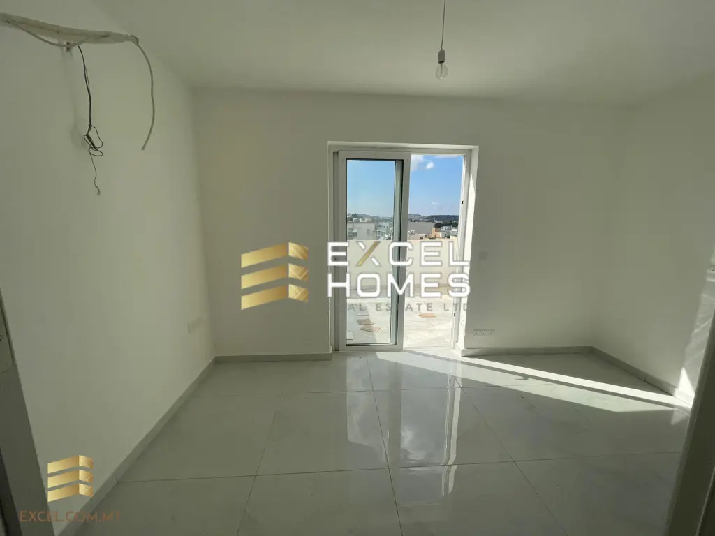 2 bedroom Penthouse in Xaghra, Malta – 28663