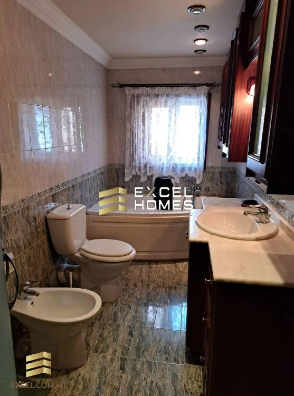 3 bedroom Maisonette in Fgura, Malta – 29221