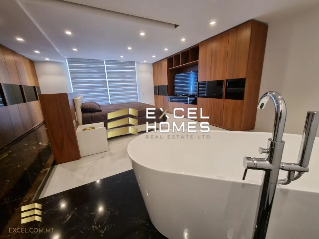 4 bedroom Apartment in Ghajnsielem, Malta – 29719