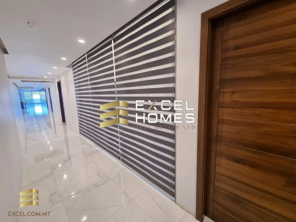 4 bedroom Apartment in Ghajnsielem, Malta – 29719