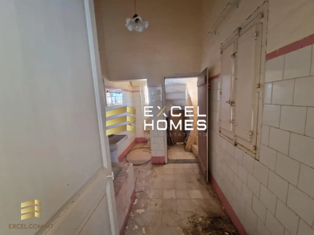 5 bedroom Terraced House in Xaghra, Malta – 56857