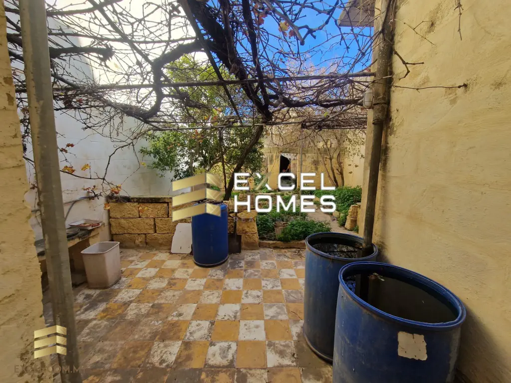 5 bedroom Terraced House in Xaghra, Malta – 56857