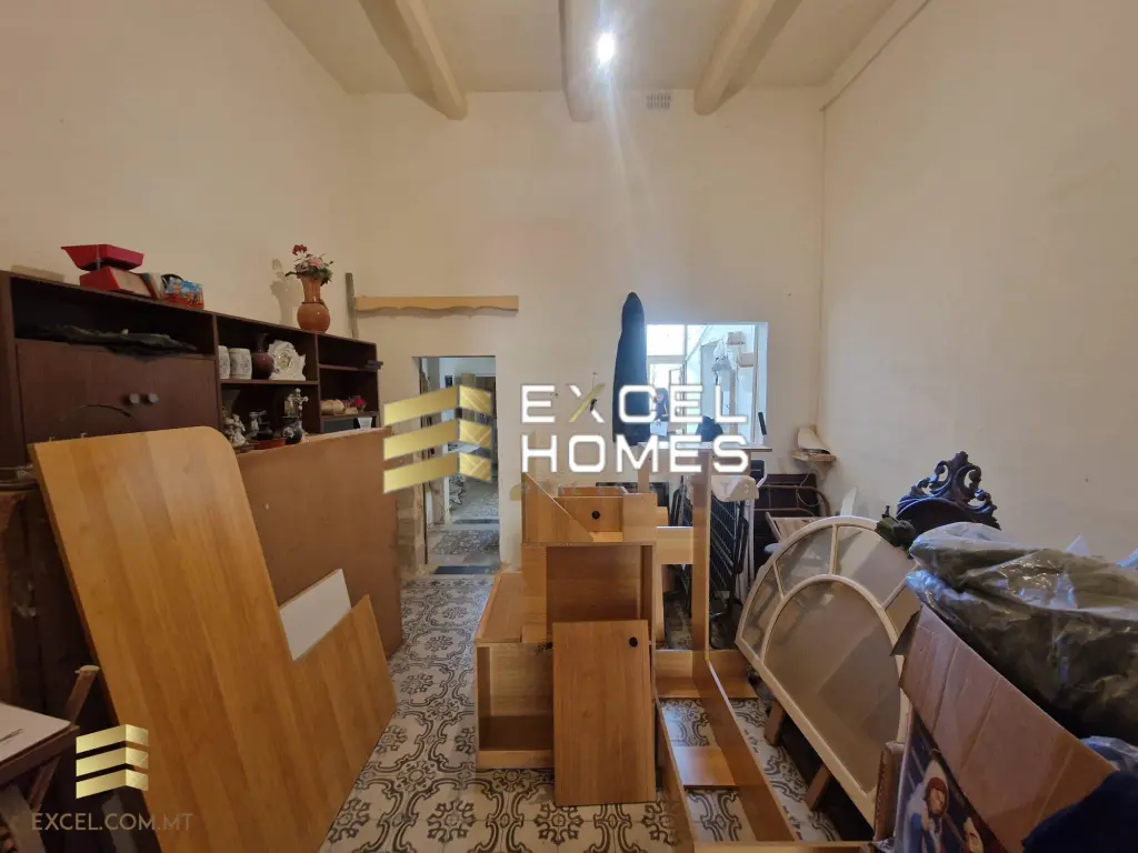 5 bedroom Terraced House in Xaghra, Malta – 56857