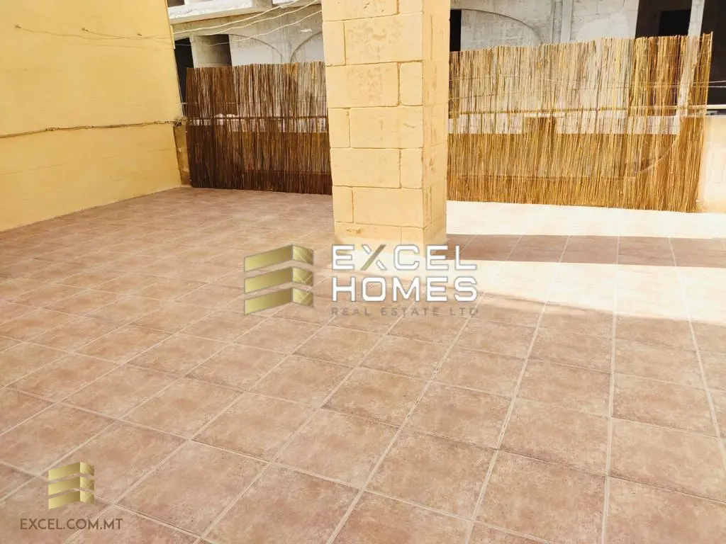 3 bedroom Penthouse in Xlendi, Malta – 28911