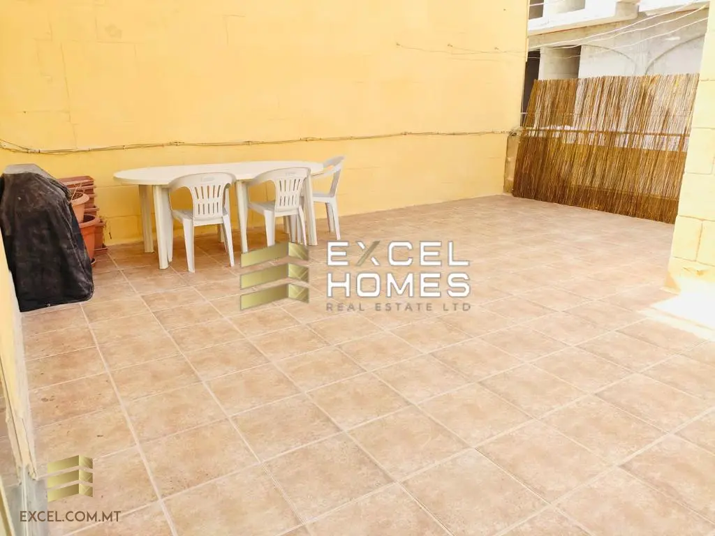 3 bedroom Penthouse in Xlendi, Malta – 28911