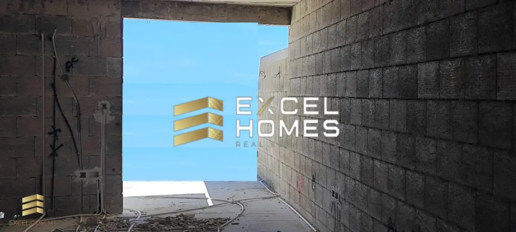 3 bedroom Apartment in Birzebbugia, Malta – 57543