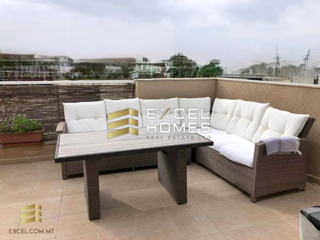 2 bedroom Penthouse in San Pawl Tat-Targa, Malta – 57609