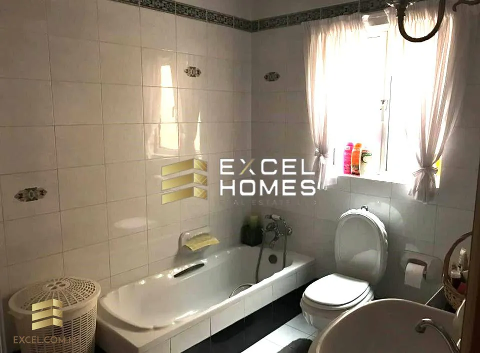 6 bedroom Townhouse in Luqa, Malta – 57947