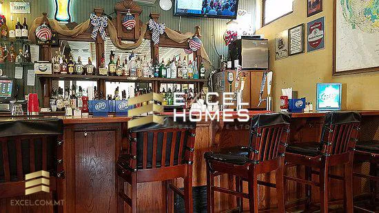 Bars & Restaurants in Qawra, Malta – 58065