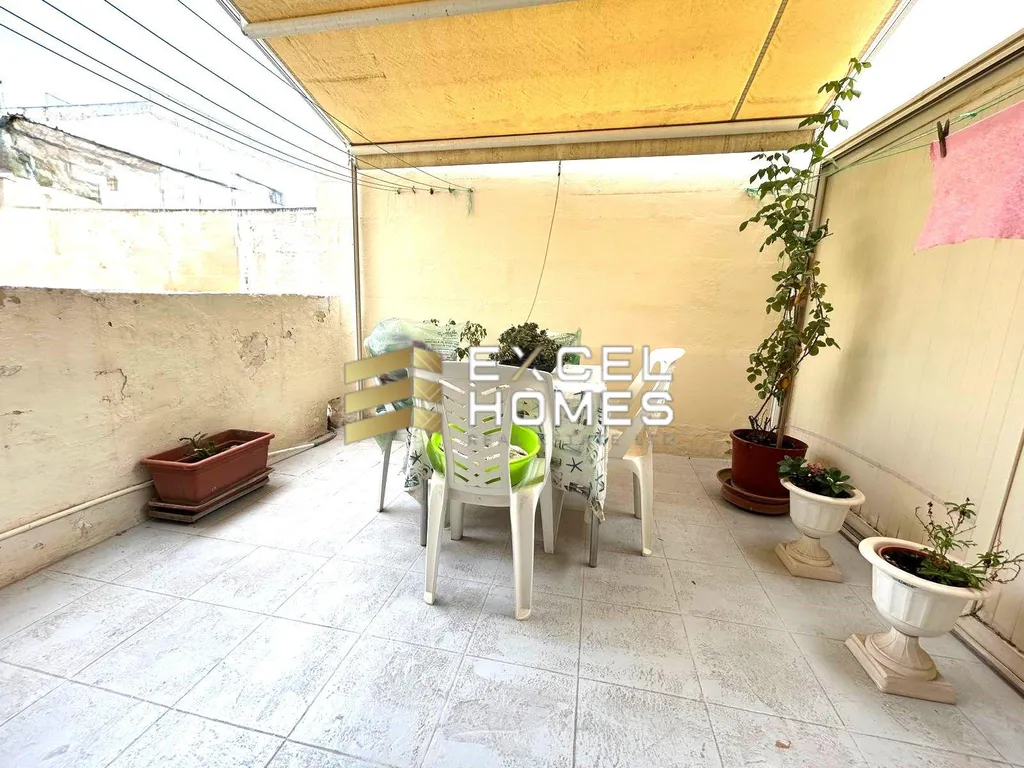 2 bedroom Maisonette in Gzira, Malta – 58270