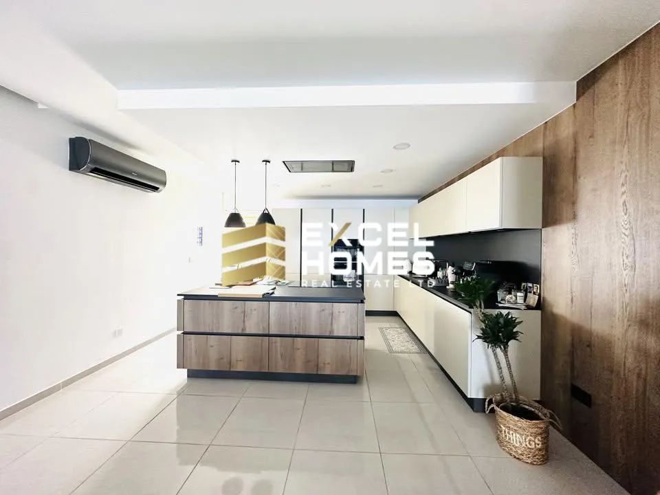 3 bedroom Penthouse in Zebbug, Malta – 61007