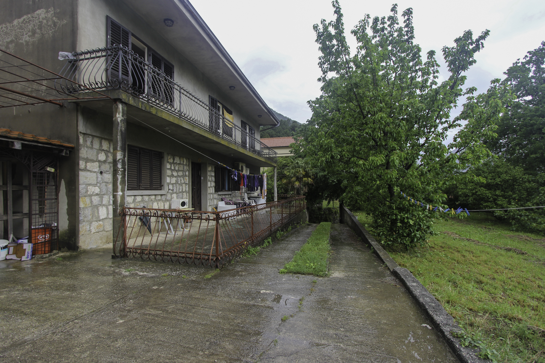 4 bedroom House in Prcanj, Montenegro – CMM52319