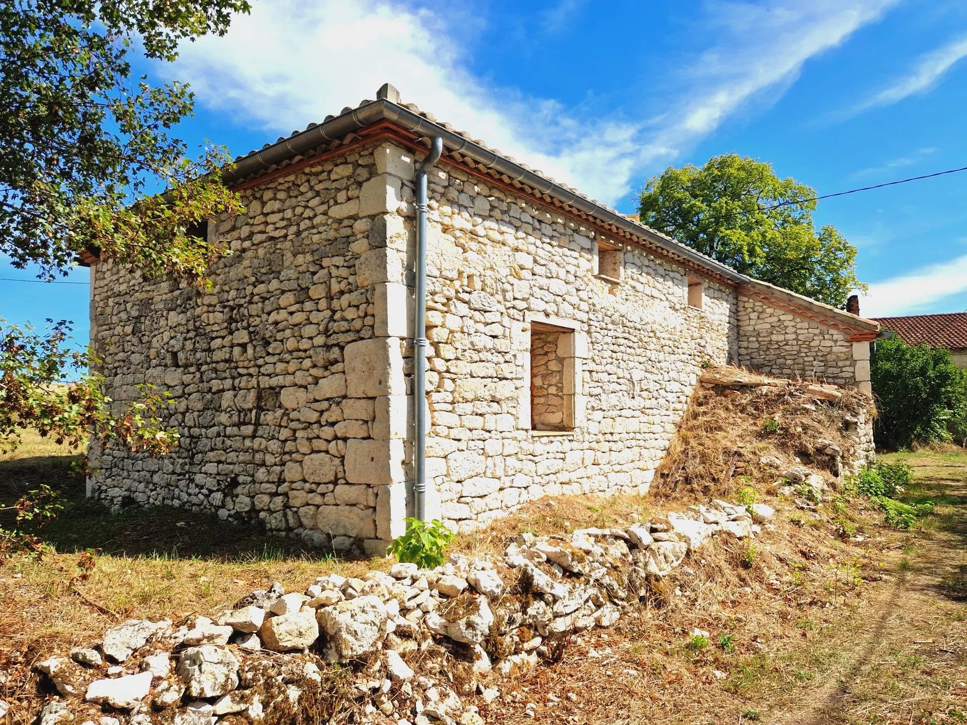 Part renovated stone house, Midi-Pyrénées – France – BVI72212