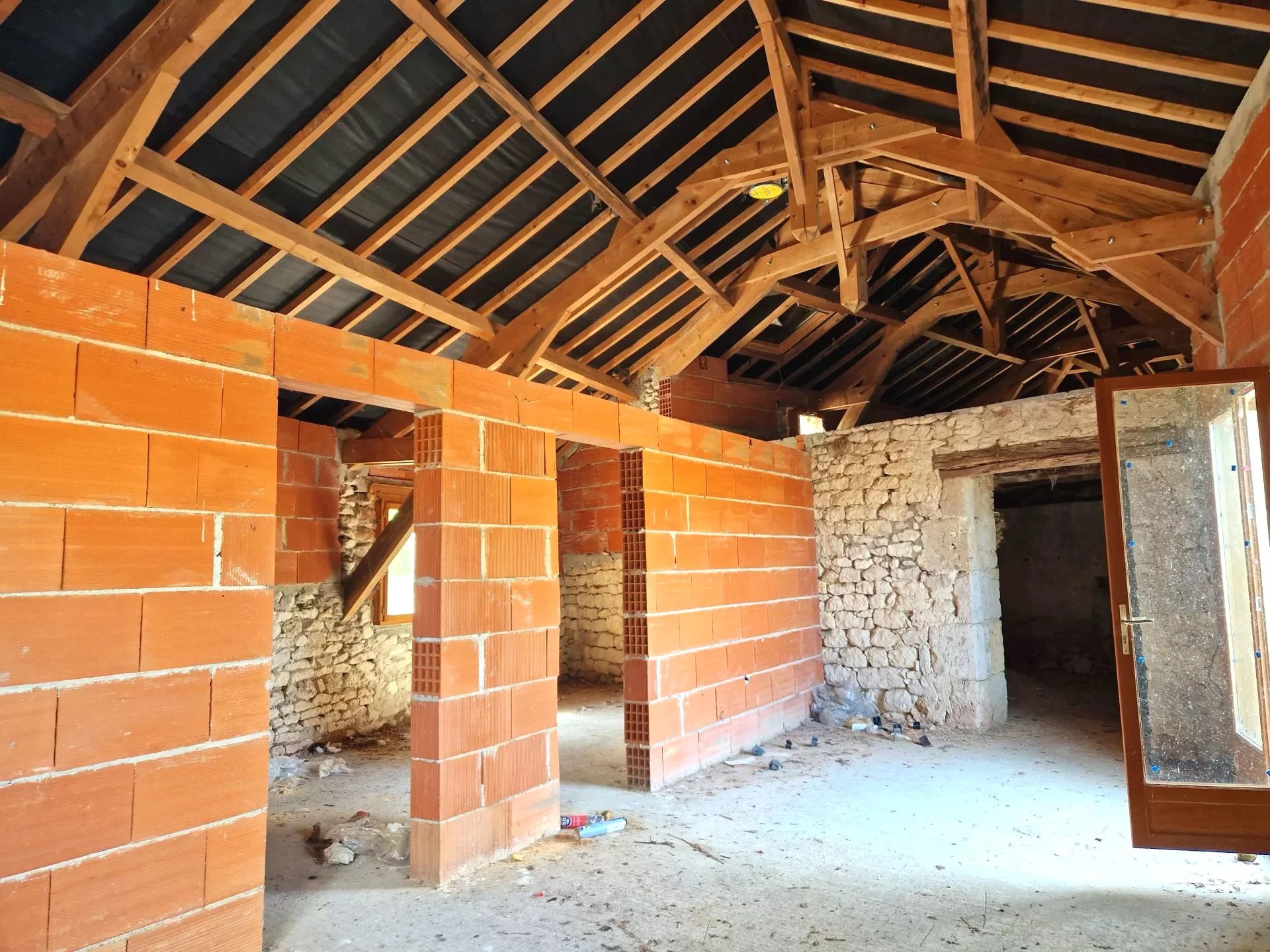 Part renovated stone house, Midi-Pyrénées – France – BVI72212