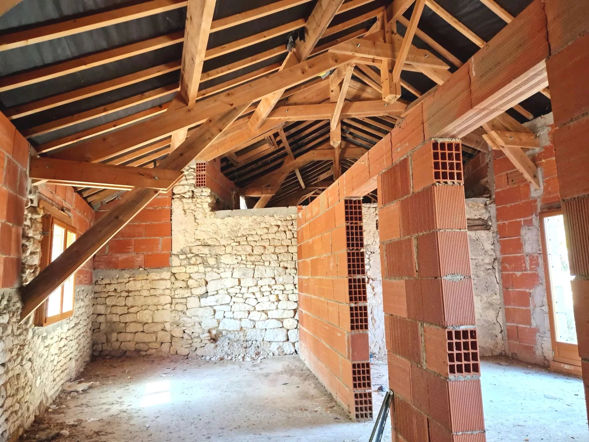 Part renovated stone house, Midi-Pyrénées – France – BVI72212