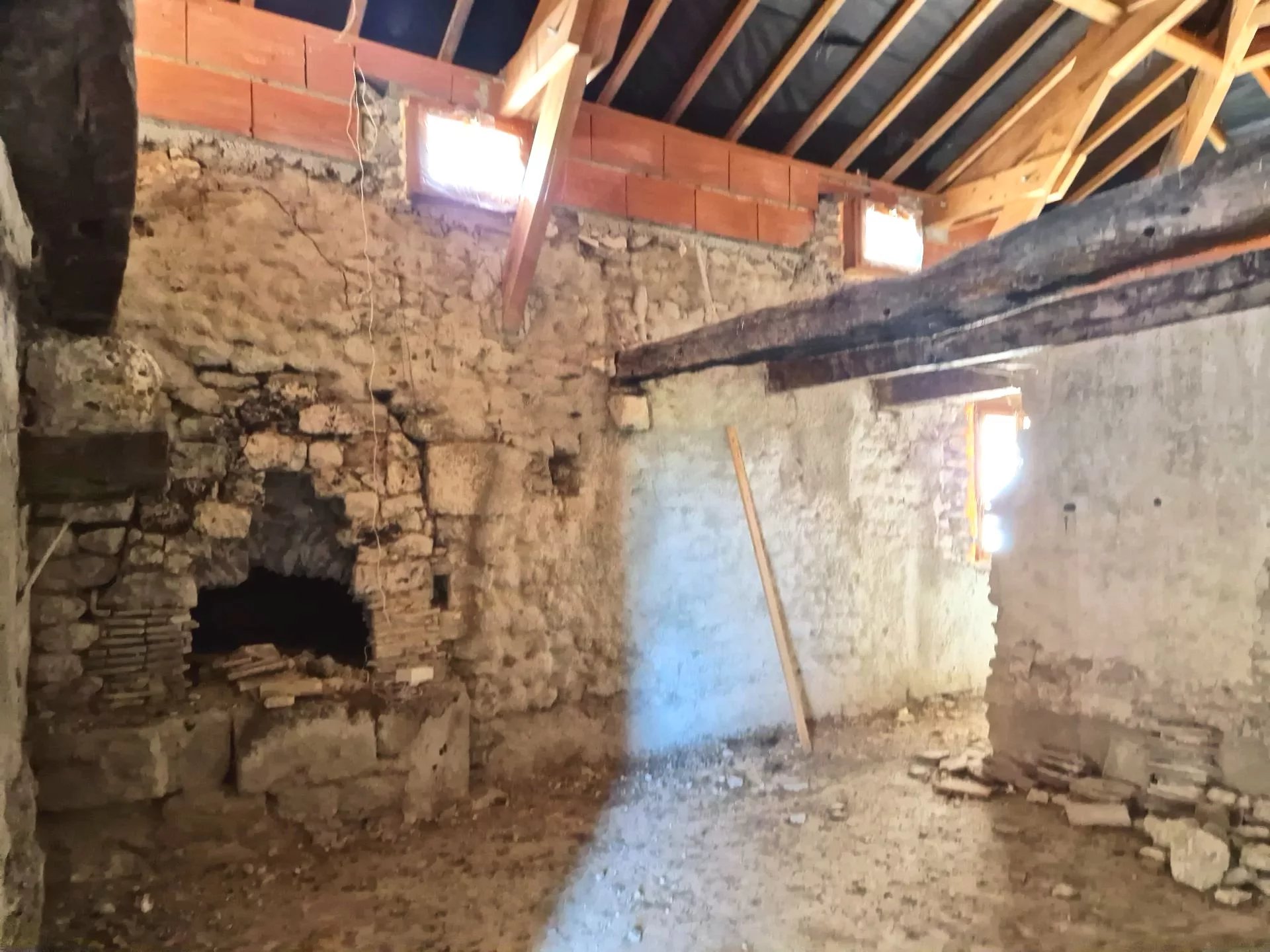 Part renovated stone house, Midi-Pyrénées – France – BVI72212