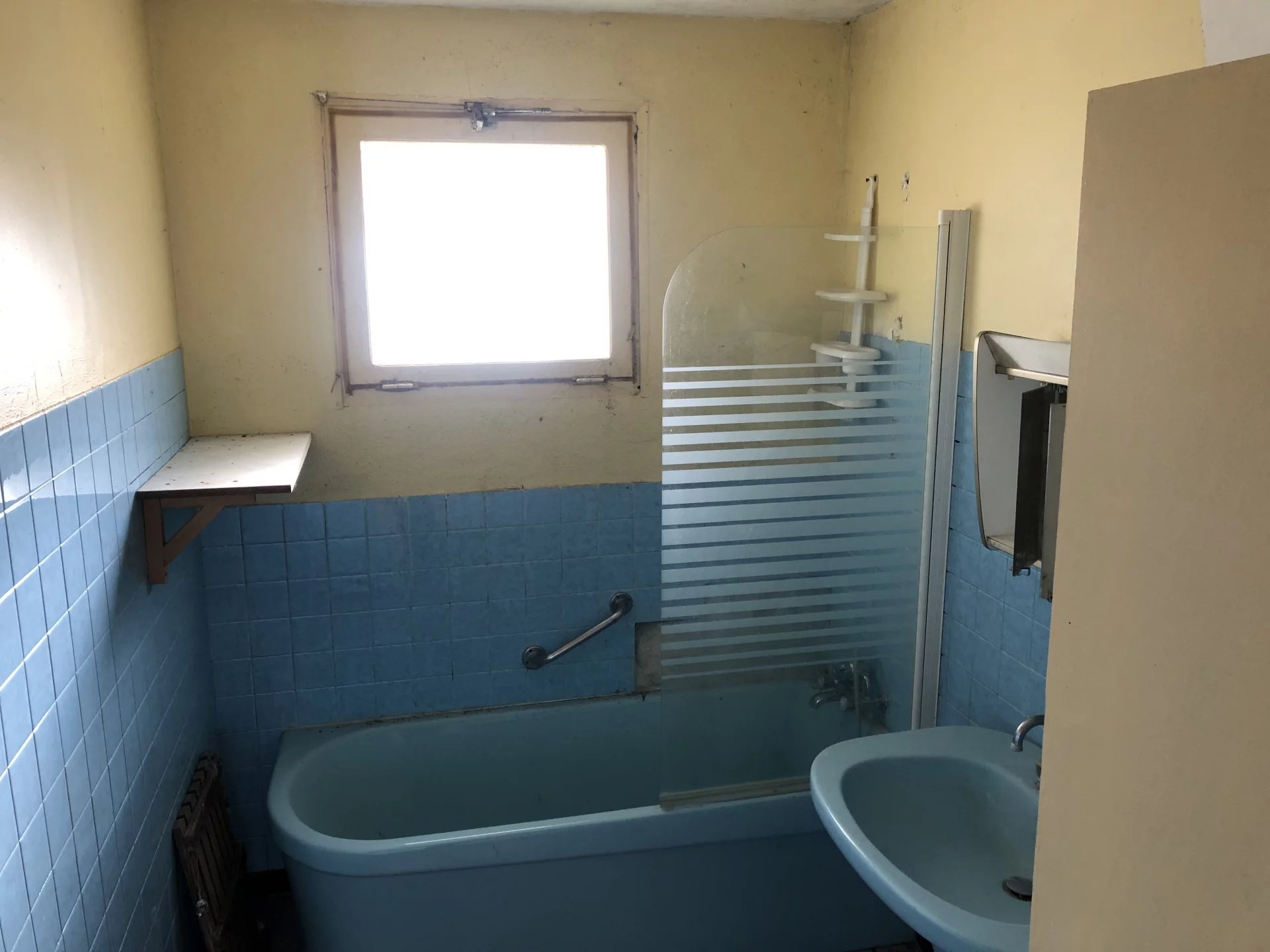 A great project with plenty of scope. Possible future gite complex, Poitou-Charentes – France – BVI71948