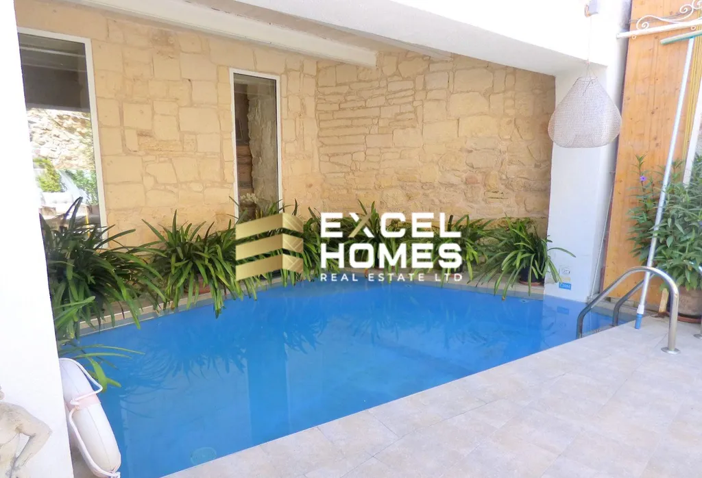 5 bedroom Character House in Naxxar, Malta – 23465