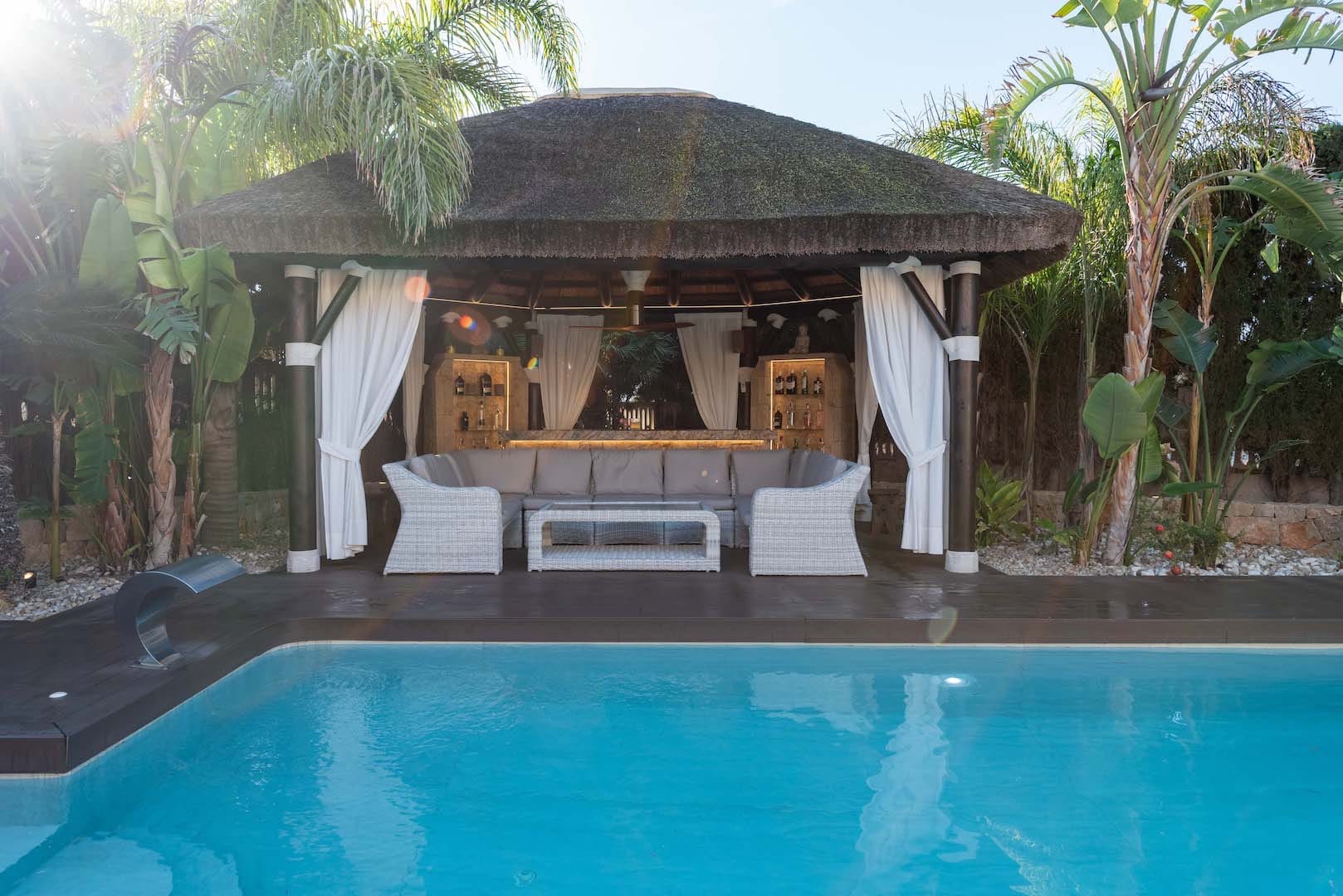 4 bedroom Villa in Calpe, Alacant, Spain – FCOV4353