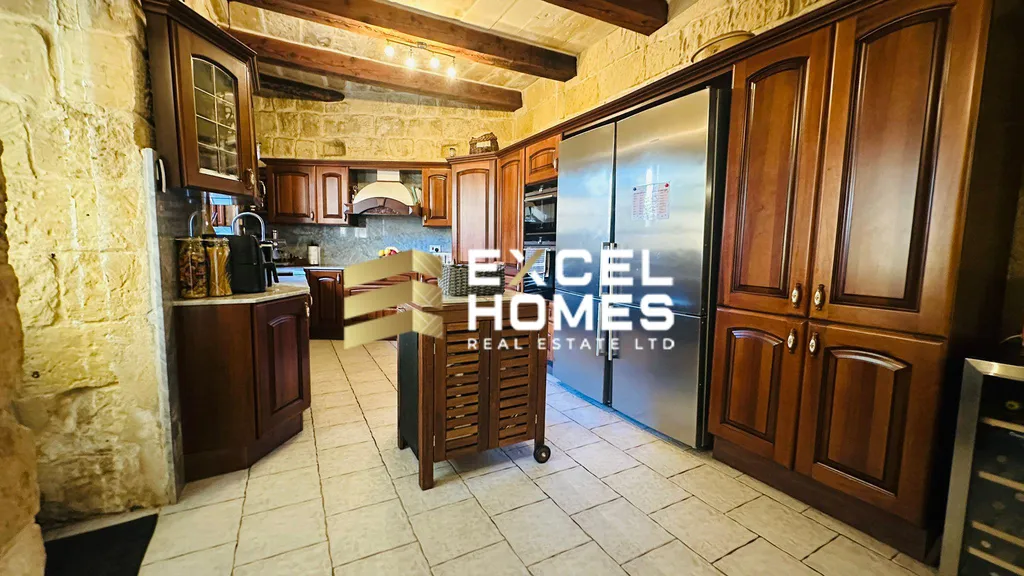 3 bedroom Character House in Mosta, Malta – 61633