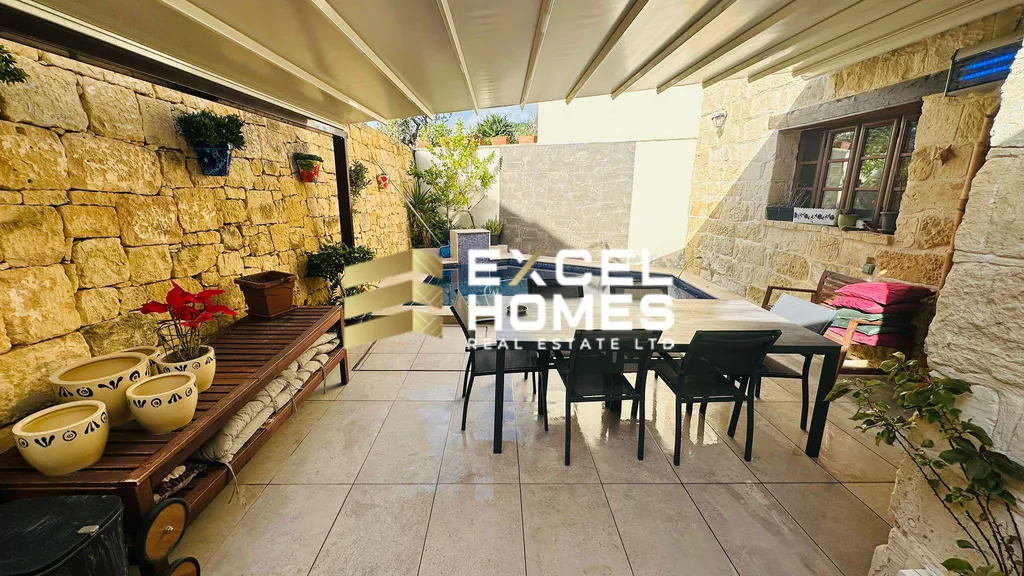 3 bedroom Character House in Mosta, Malta – 61633