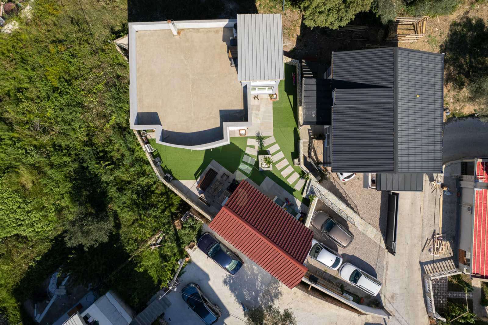 Spacious House for Sale in Bar-Montenegro, Montenegro – MREMLA1