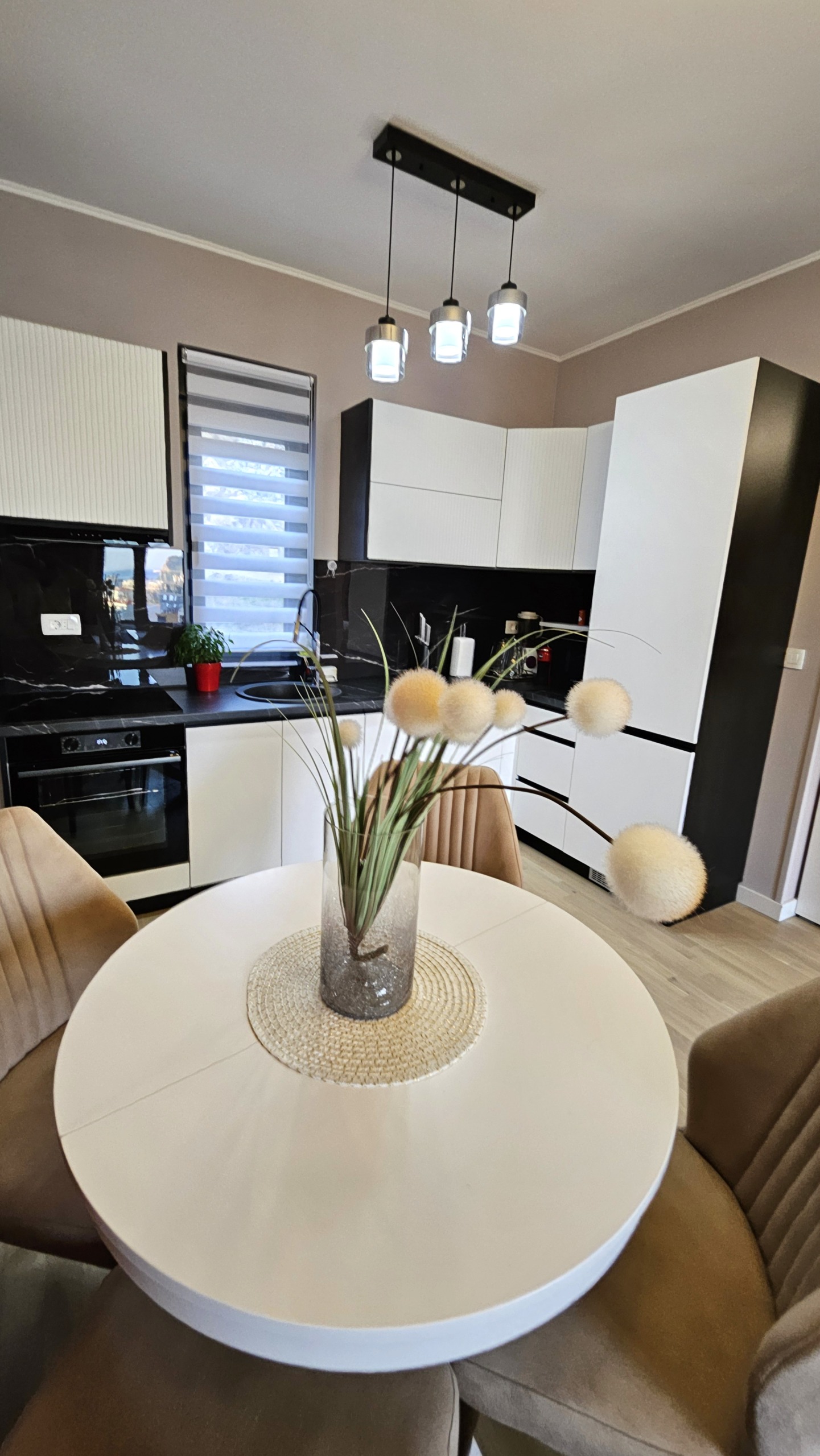 Modern Furnished Apartment with Sea View in Budva, Montenegro – MRENB62