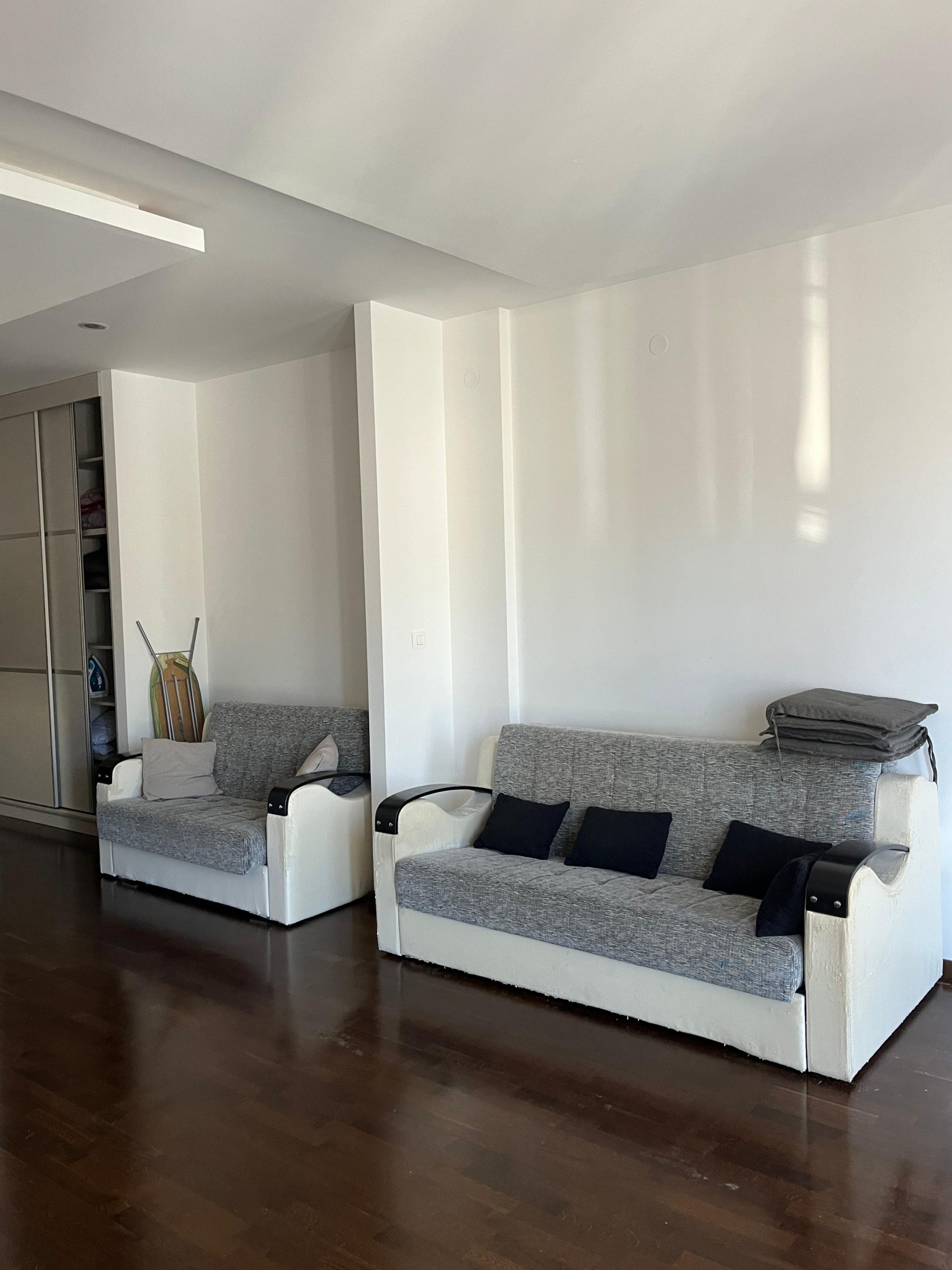 Sea View Apartment in Budva, Montenegro – MRENB64