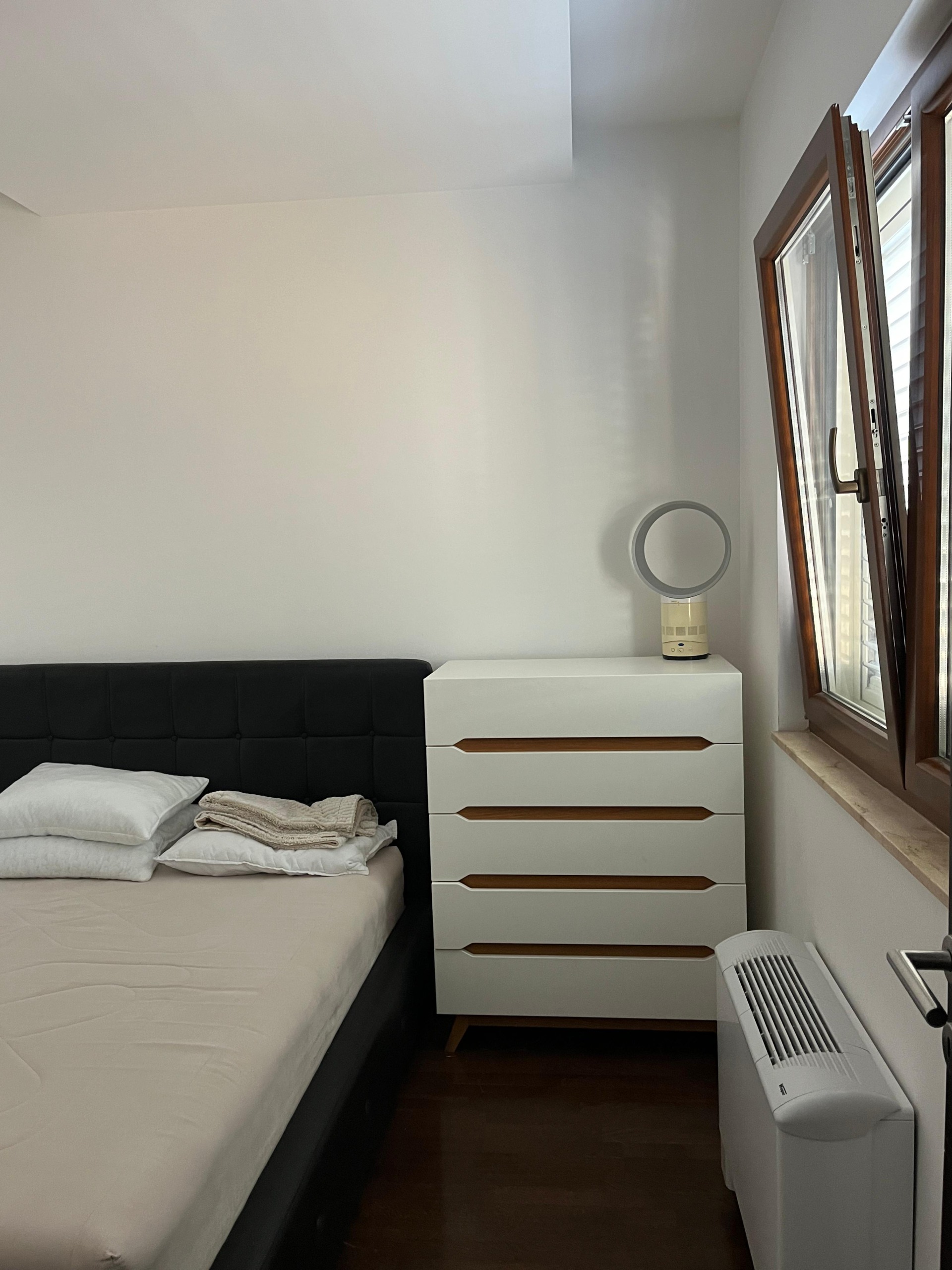 Sea View Apartment in Budva, Montenegro – MRENB64