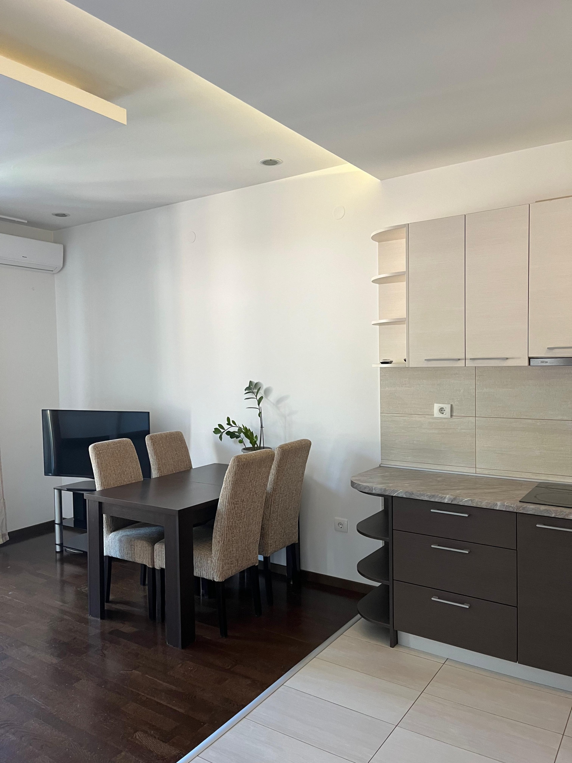 Sea View Apartment in Budva, Montenegro – MRENB64