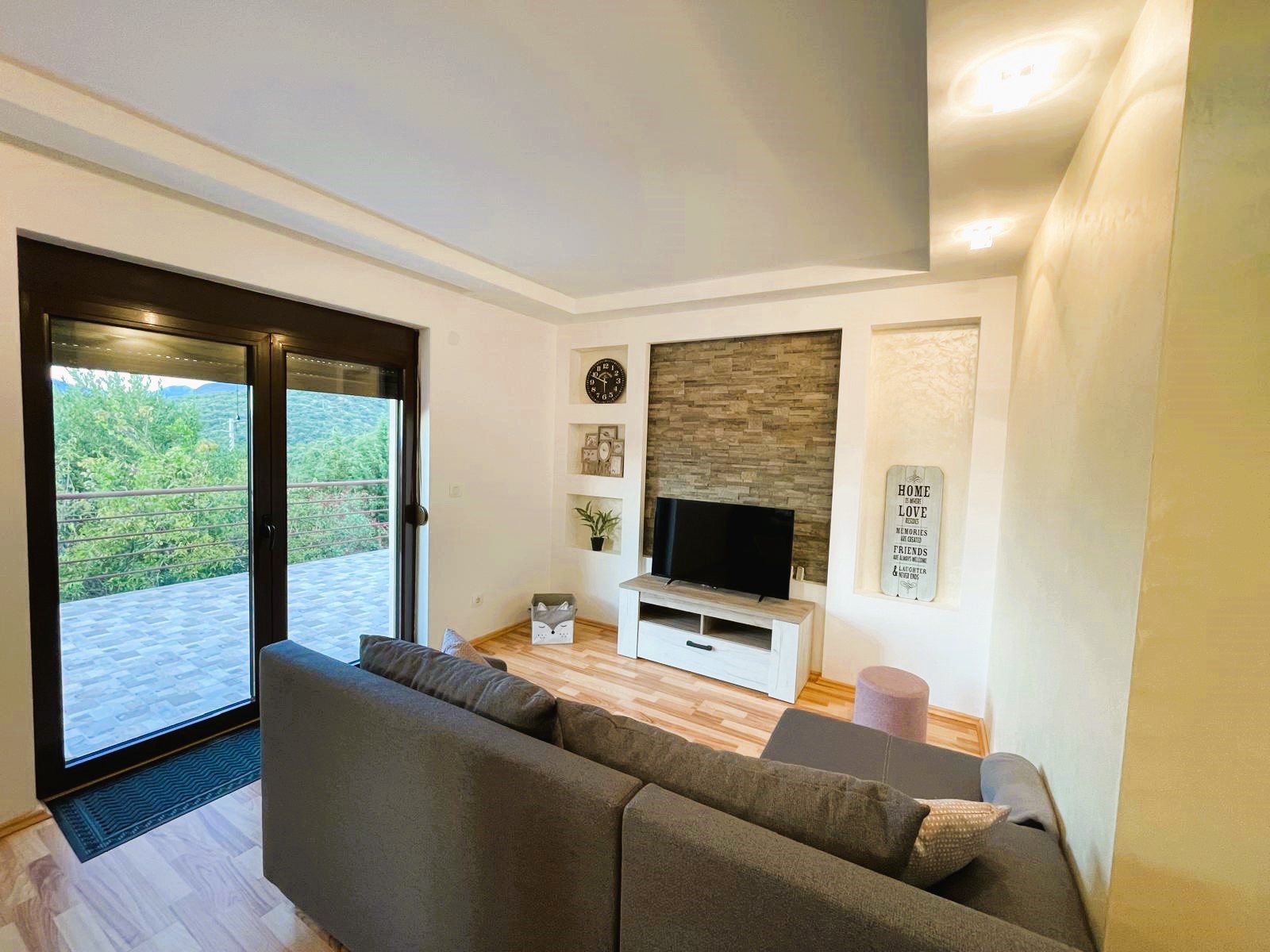 Spacious Sea-View House for Sale in Bar-Utjeha, Montenegro – MREJA01