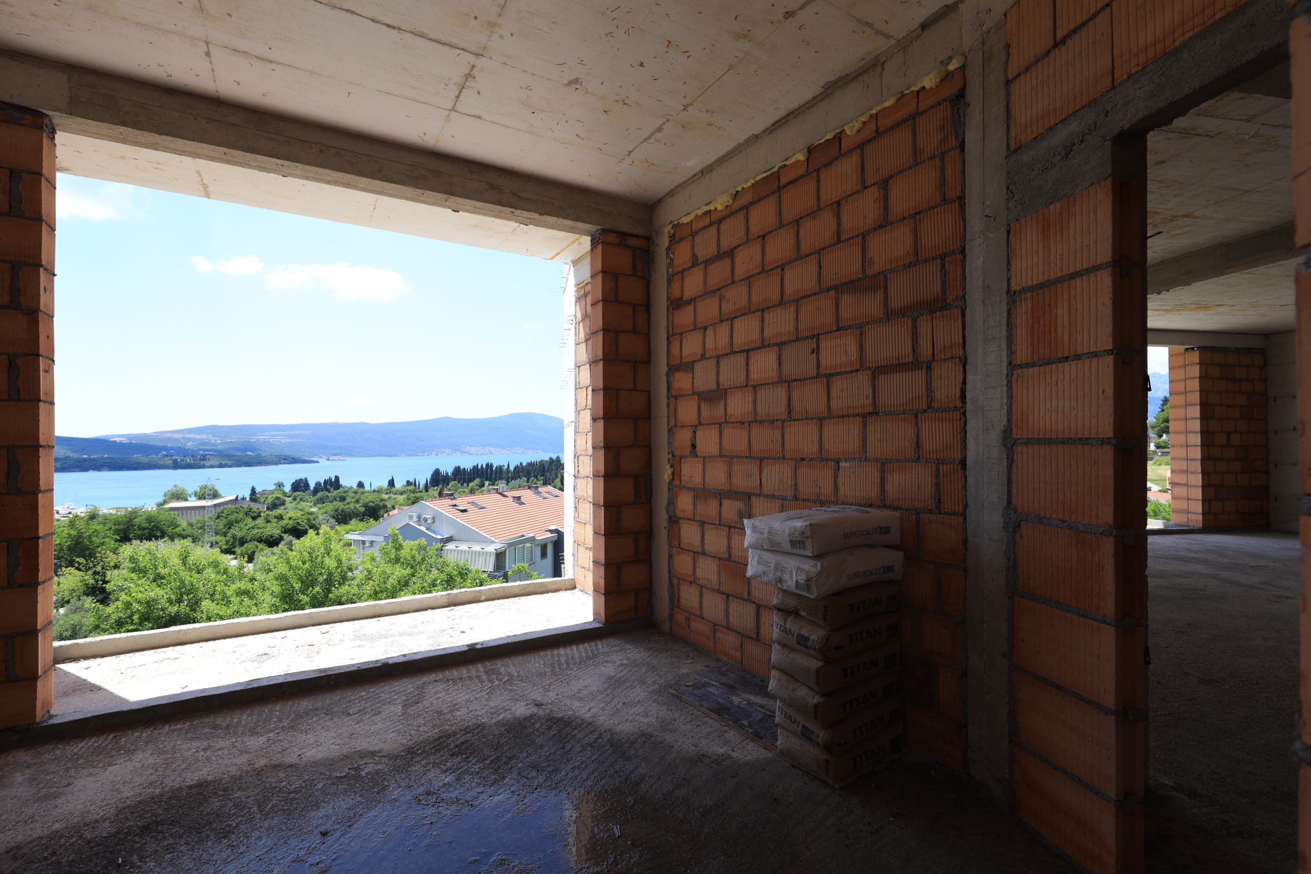 Luxury Apartments for Sale in Tivat, Montenegro – MREAP01