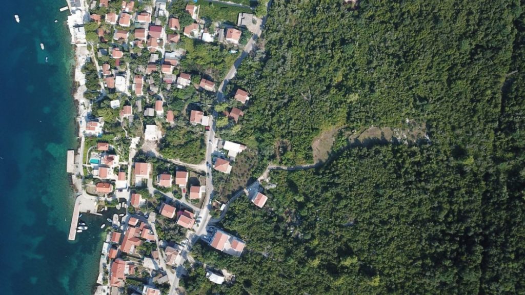 Luxury Apartments Overlooking the Bay of Kotor, Montenegro – MRENB73