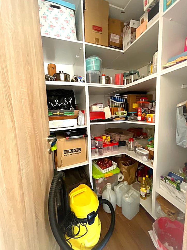 Spacious Furnished 2-Bedroom Apartment for Sale in Bar, Montenegro – MREOL-01