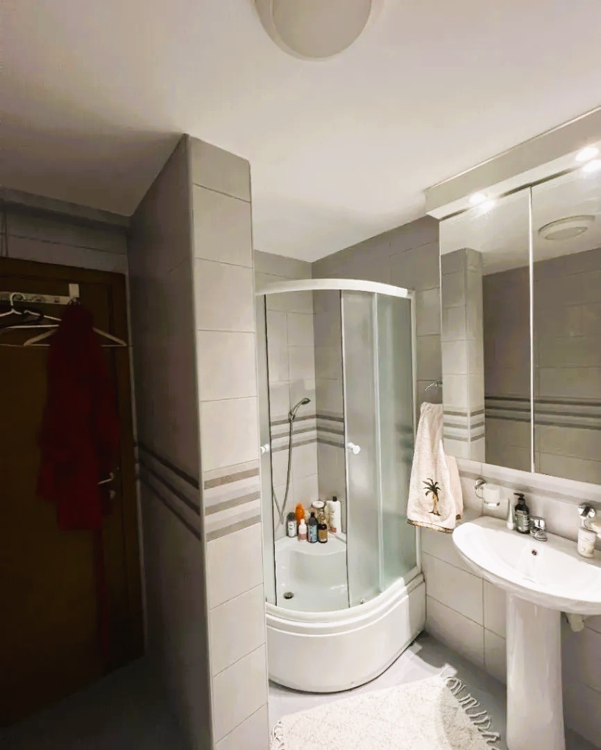 Apartment with Mountain Views in Podgorica, Montenegro – MREANP01