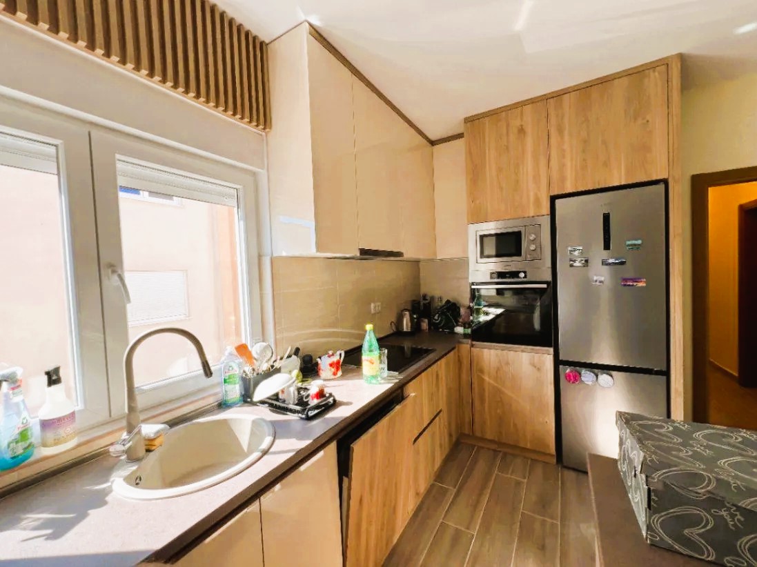 Apartment with Mountain Views in Podgorica, Montenegro – MREANP01