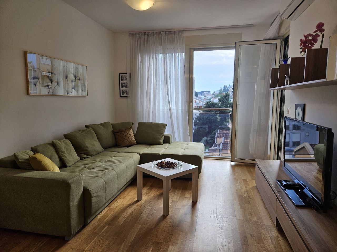 Cozy 1-Bedroom Apartment in the Heart of Budva, Montenegro – MREL15