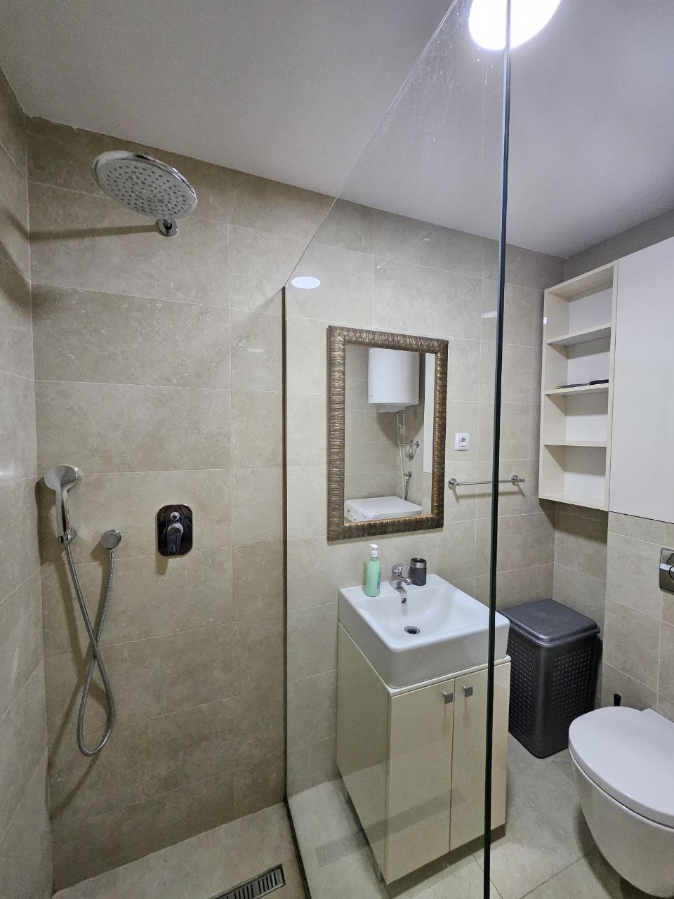 Cozy 1-Bedroom Apartment in the Heart of Budva, Montenegro – MREL15