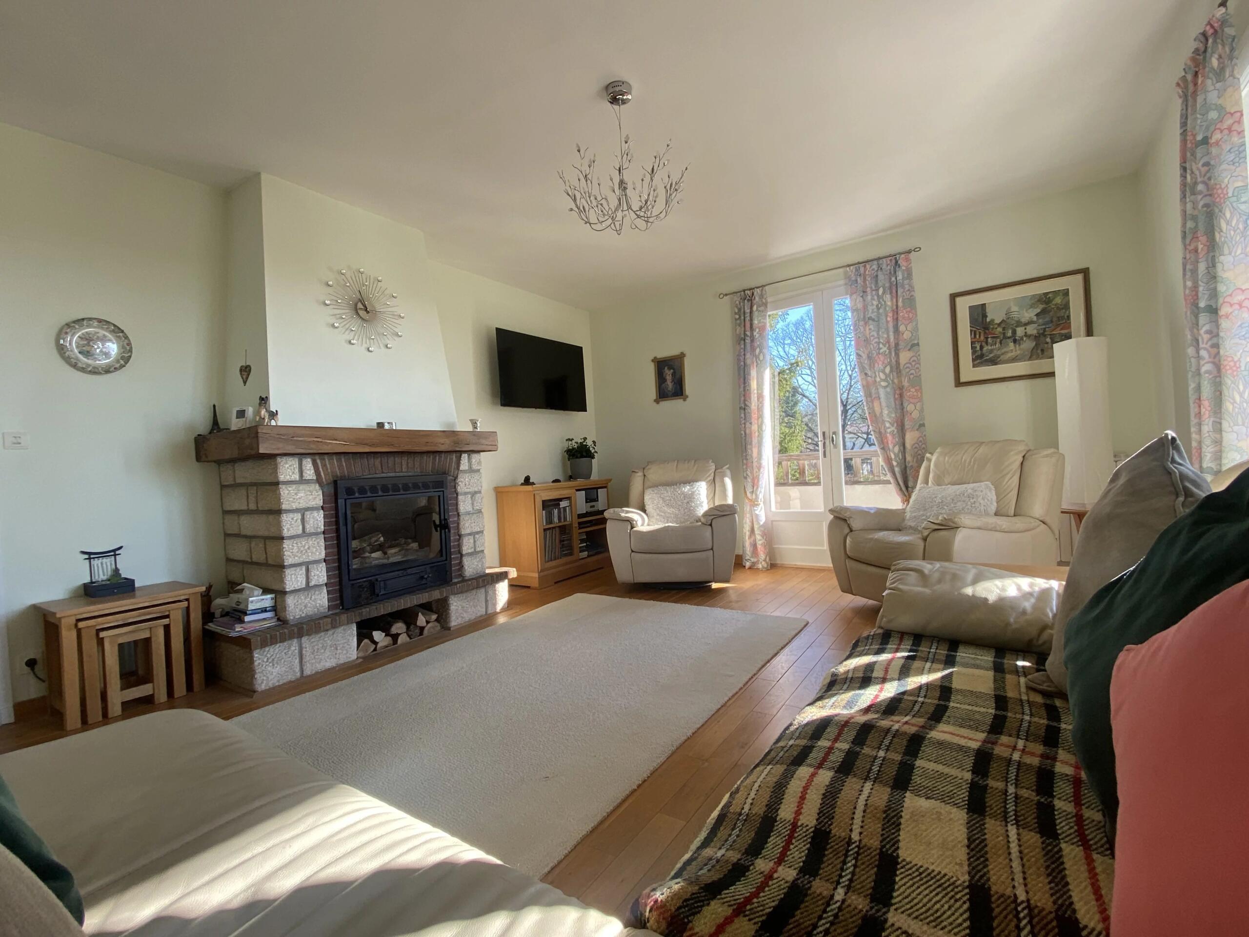 Charming Detached Home Near Monflanquin, Aquitaine – France – BVI78582