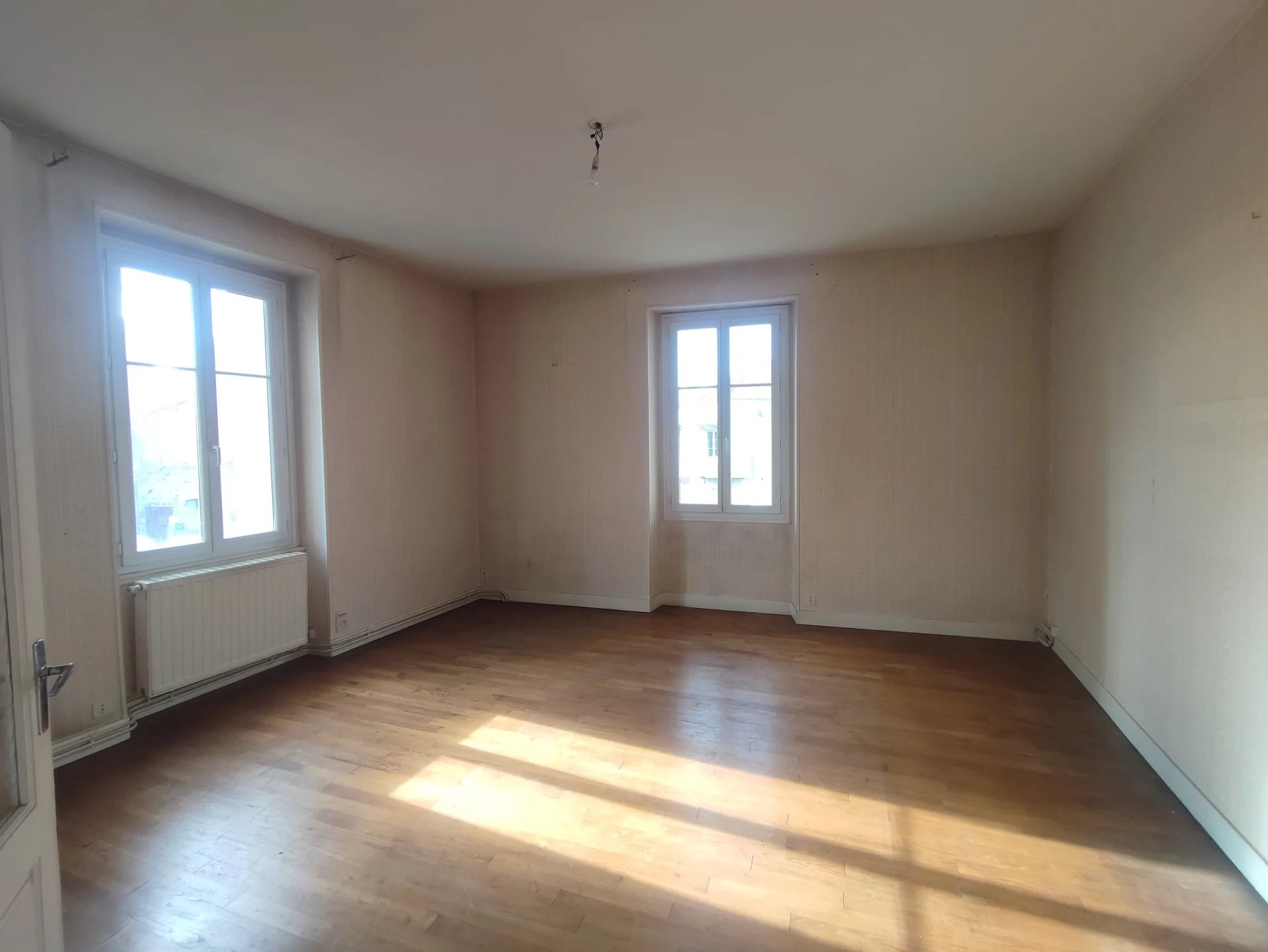 Building with high investment potential, Aquitaine – France – BVI69966