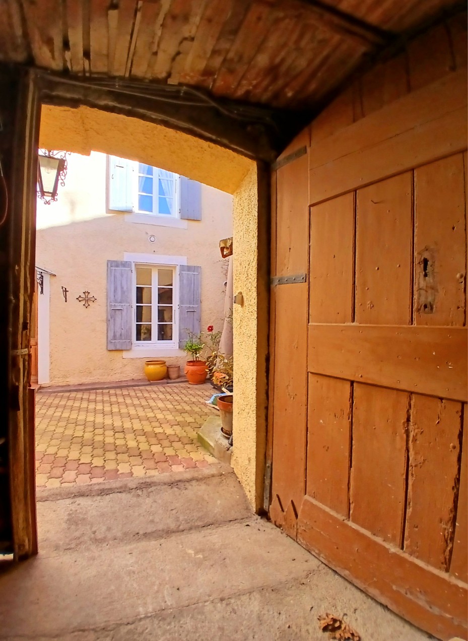 2 bedroom House in La Redorte, Aude, France – al199800e