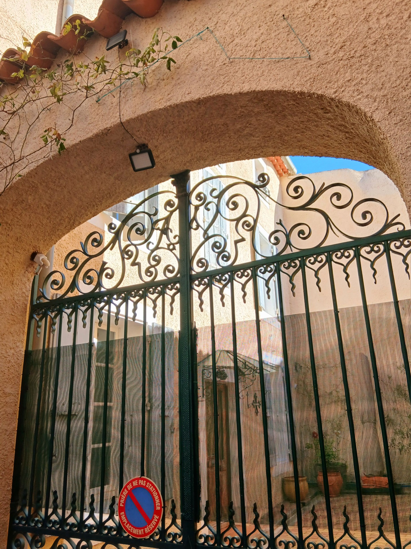 2 bedroom House in La Redorte, Aude, France – al199800e