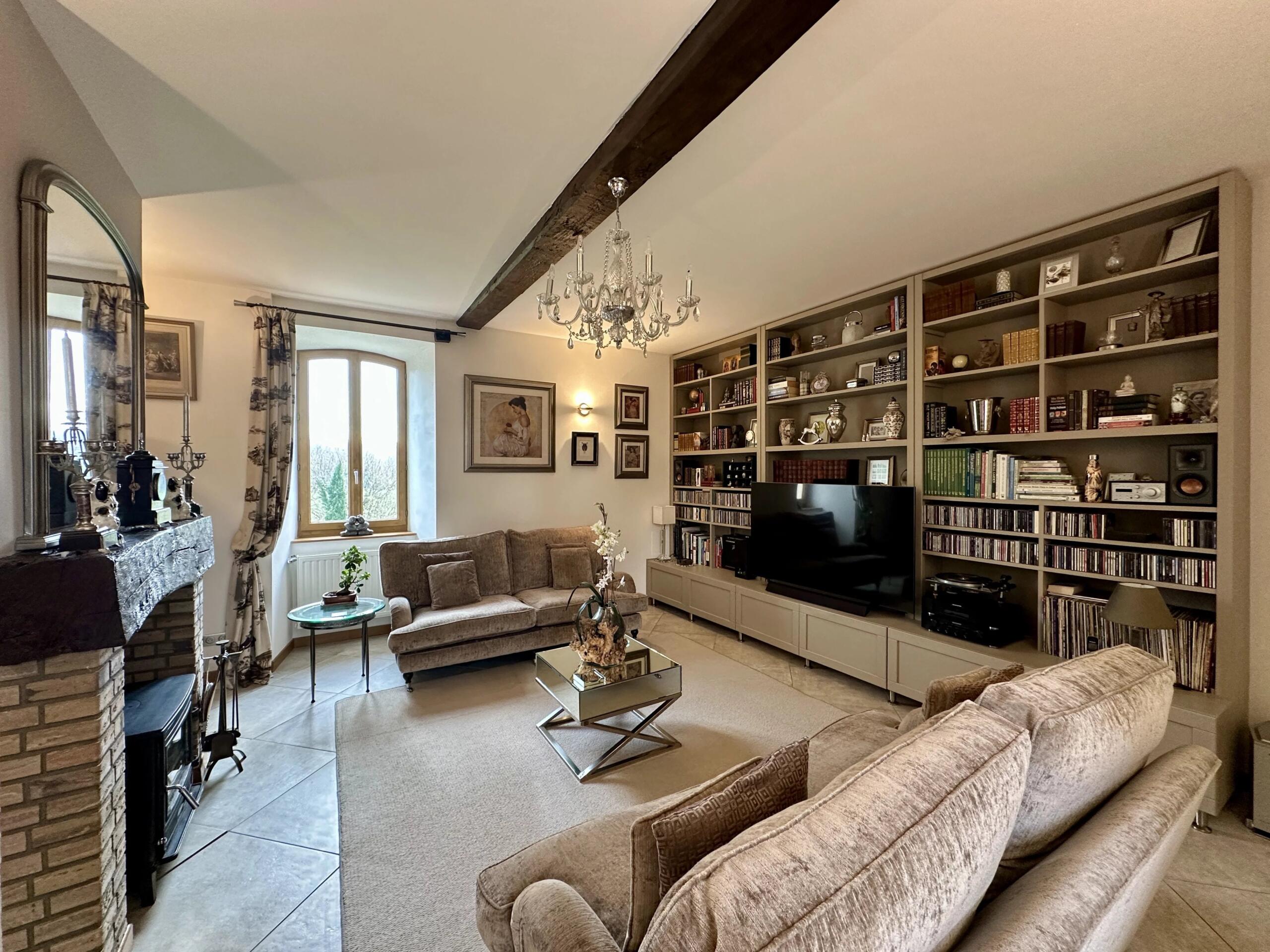 4-bedroom chartreuse with guest house, pool and outbuildings, Aquitaine – France – BVI77895