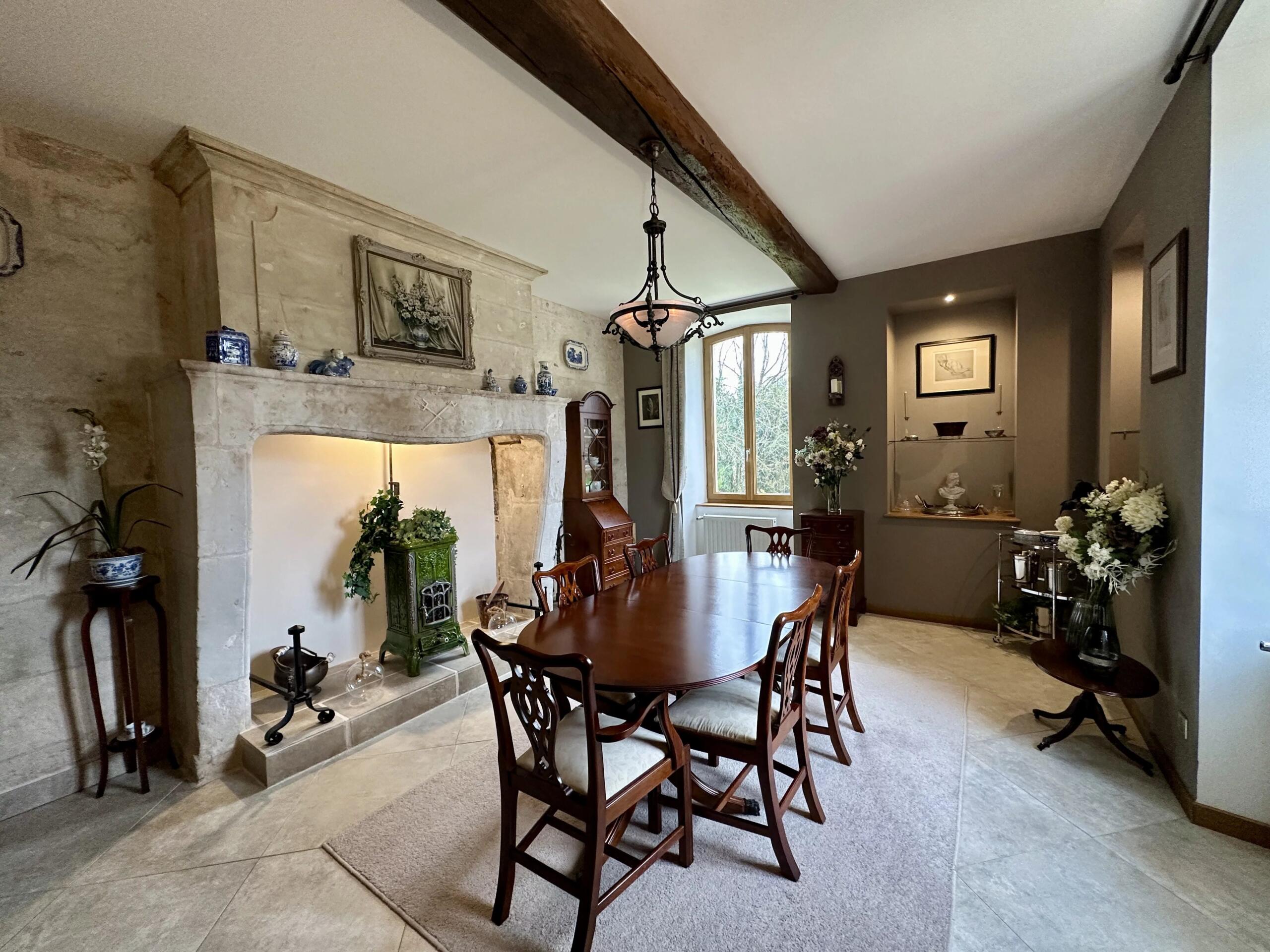 4-bedroom chartreuse with guest house, pool and outbuildings, Aquitaine – France – BVI77895