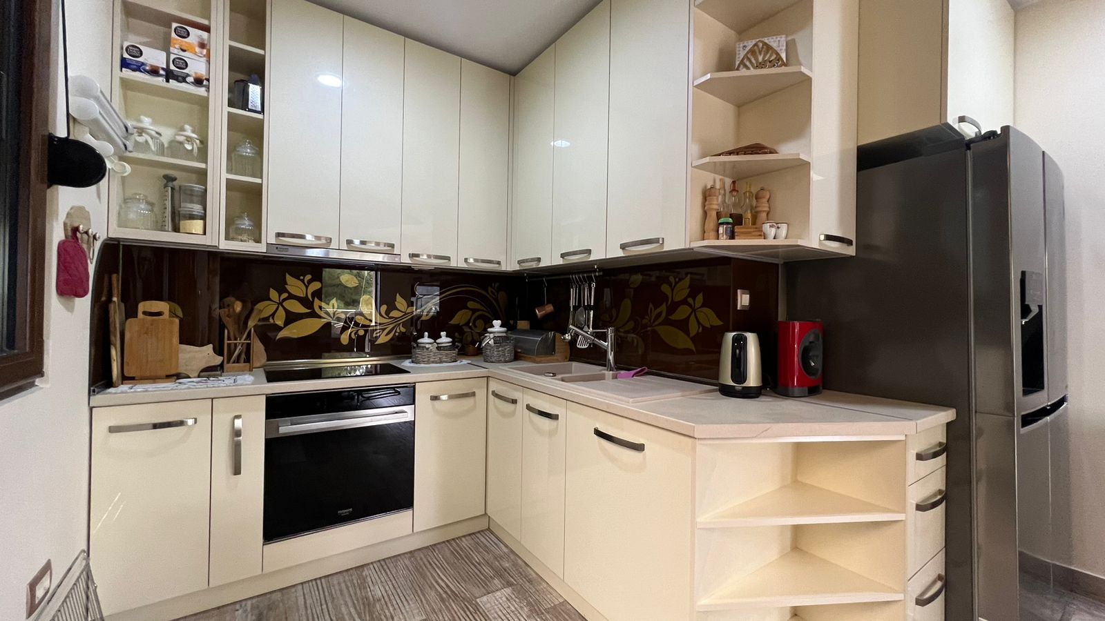 4 bedroom Villa in Herceg Novi, Montenegro – CMM9559